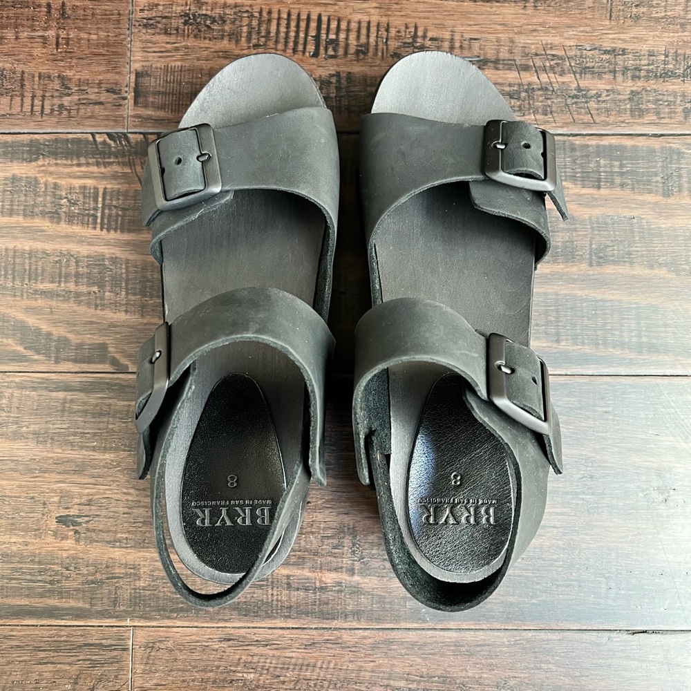 Bryr Stella Monochrome sandals